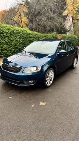 Skoda Octavia 1.6 DSG