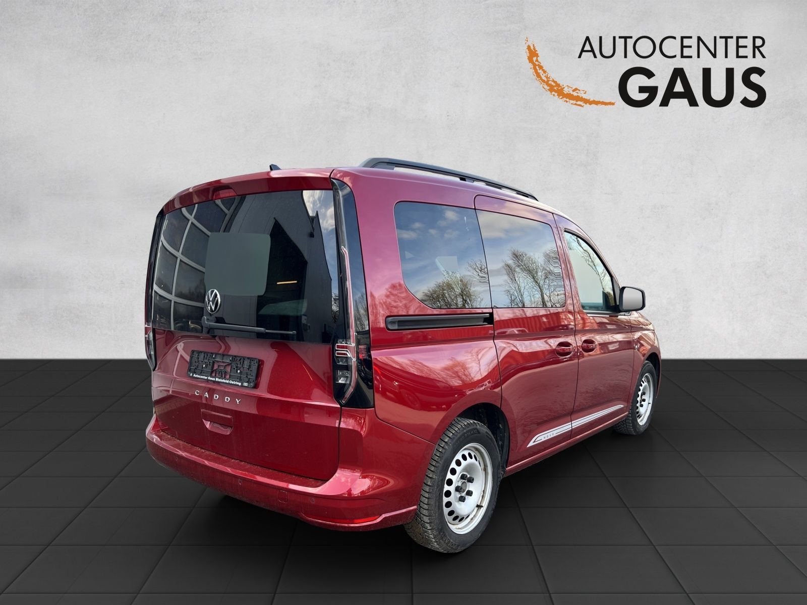 Caddy Move 2.0 TDI AHK*Navi*Pano*ACC*Kamera