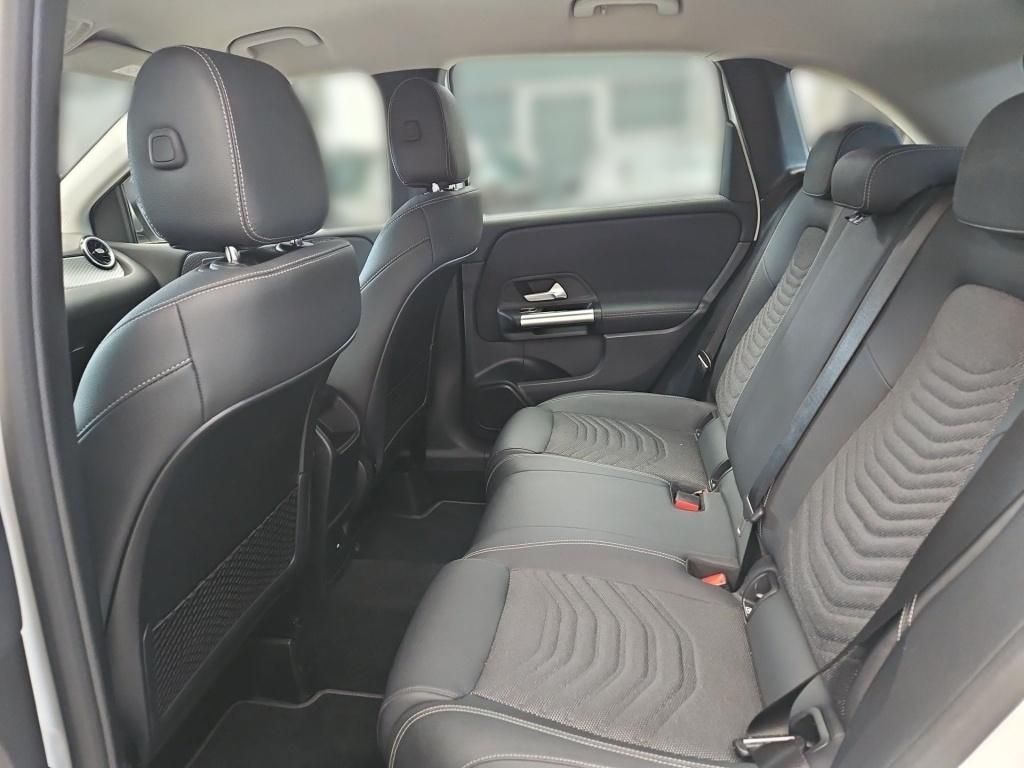 Fahrzeugabbildung Mercedes-Benz B 200 Progressive AHK Navi LED SHZ SpurH KAM RDK