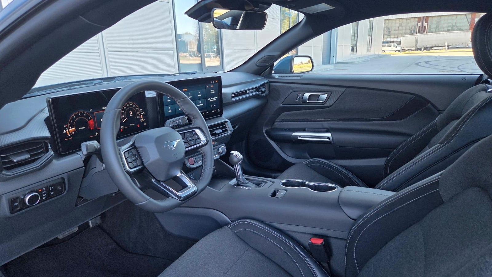 Ford Mustang EcoBoost 2026 | Vapor Blue I TOP