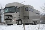 Mercedes-Benz Actros 2644 5 Pferde  Pop-Out, Pop-Up - Tier- & Pferdetransport für 2 Pferde