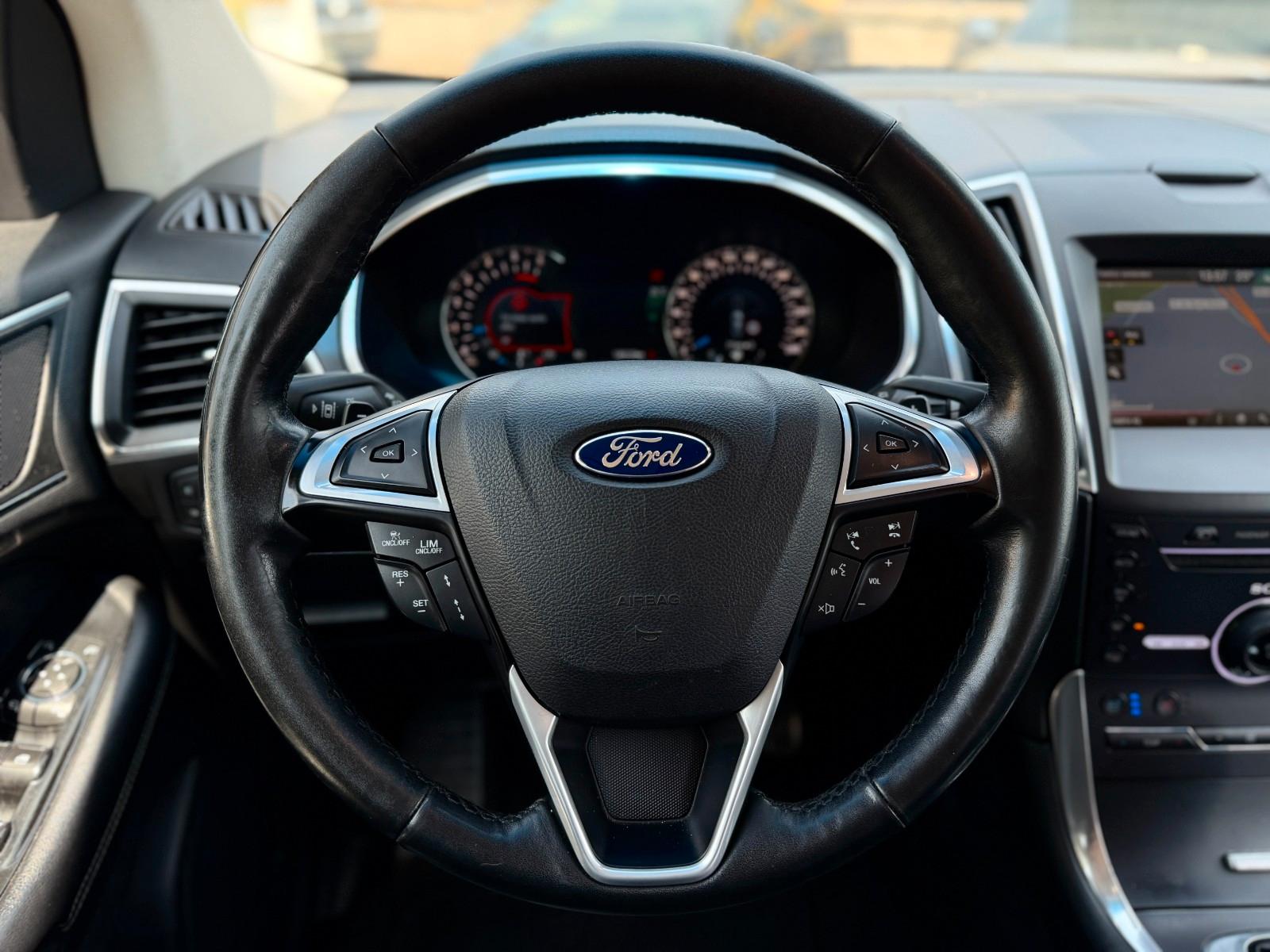 Ford Edge Sport 4x4 PANO/AUT/CAM/SHZ