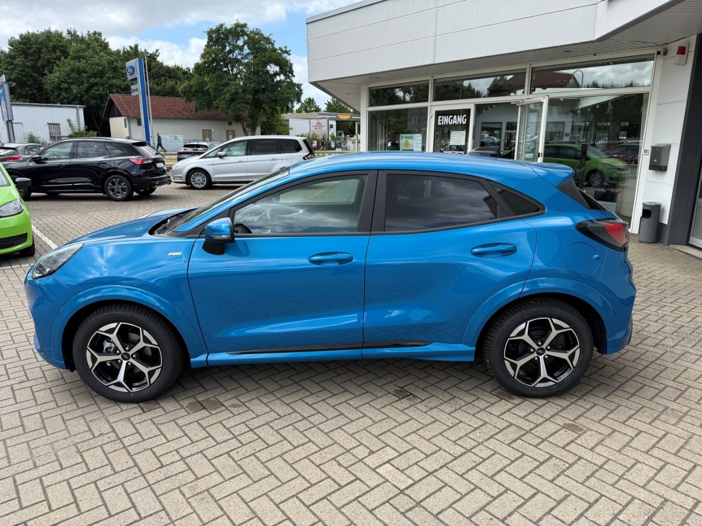 Fahrzeugabbildung Ford Puma ST-Line AHK Navi DIGIKI LED  CarPlay GJR 5J
