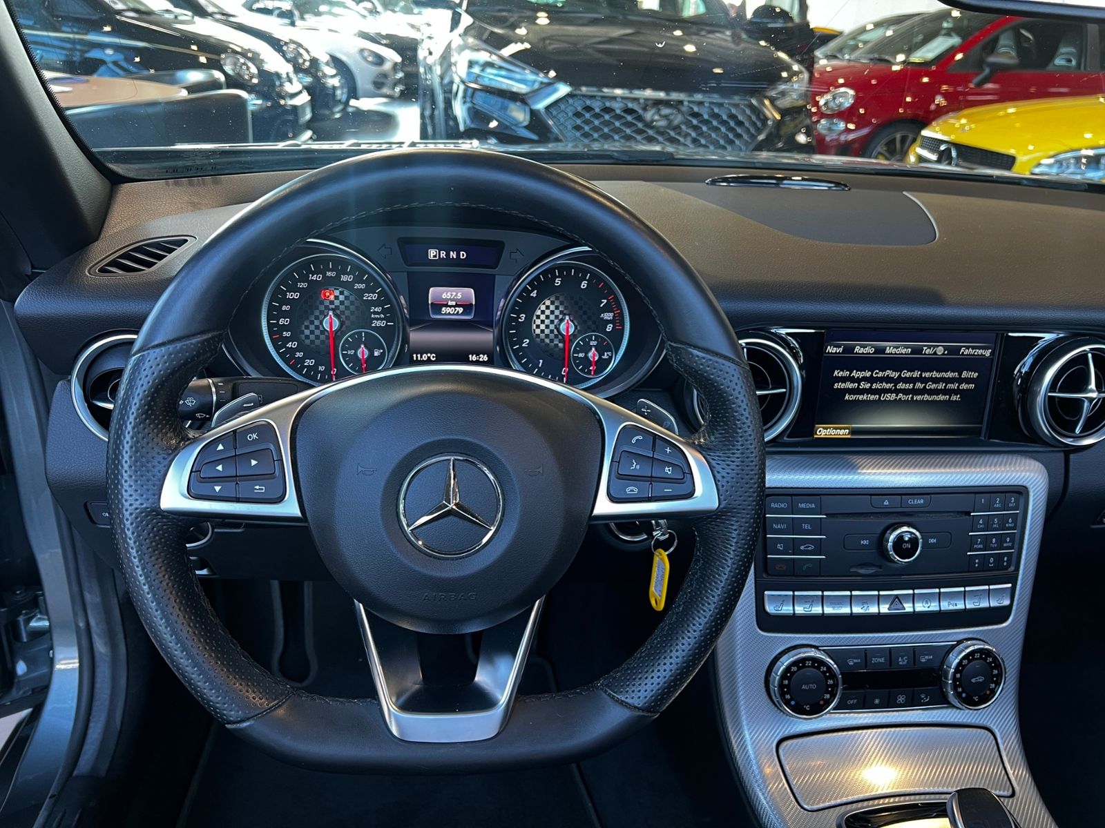 Fahrzeugabbildung Mercedes-Benz SLC 300 Memory AIRSCARF AHK LED