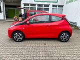 Toyota Aygo x-play Scheckheft Servo Klima - Toyota Aygo (X) in Stuttgart