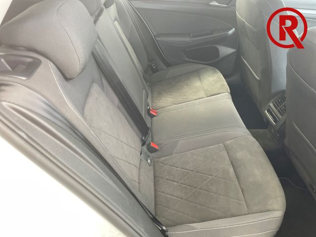 Golf VIII 1.5 eTSI Style DSG ACC LED SHZ Navi DA
