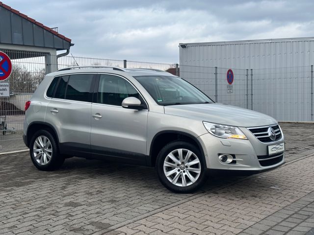 Volkswagen TIGUAN*SPORT*4X4*KLIMA*SHZ*NAVI*KAMERA*PANO*TÜV*