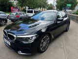 BMW 530i A - M-Sport - BMW 530: 530i M Sport