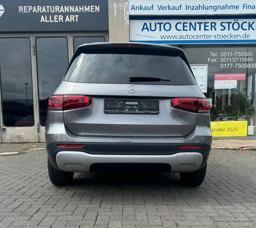 Mercedes-Benz GLB 180