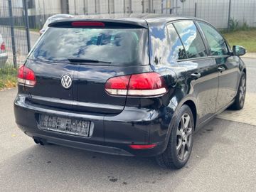 Volkswagen Golf - 5
