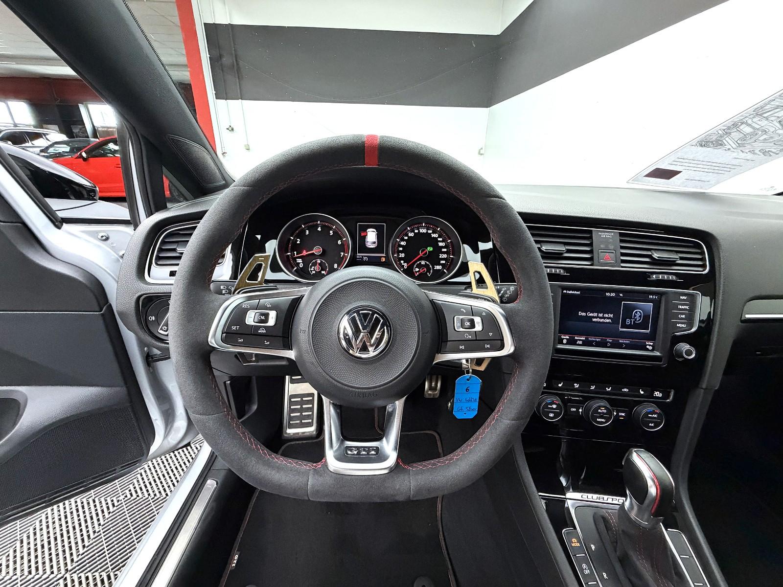 Volkswagen Golf VII Lim. GTI Clubsport BMT *OZ*AIRLIFT*SHZ