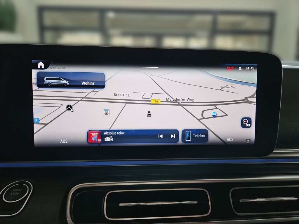 Fahrzeugabbildung Mercedes-Benz EQV 300 lang 7 Sitze BURMESTER EASYPACK LED 360°