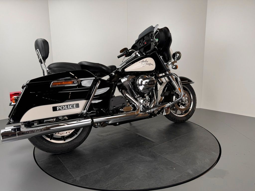 Fahrzeugabbildung Harley-Davidson FLHTP ELECTRA GLIDE POLICE *SAMMLERZUSTAND