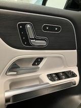 Mercedes-Benz GLB 35 AMG Mercedes-AMG GLB 35 4MATIC DCT Me... - schwarze Mercedes-Benz GLB 35 AMG