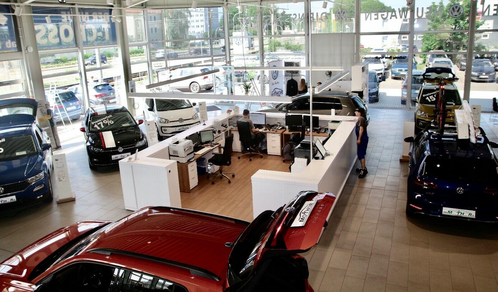 showroom-image-main