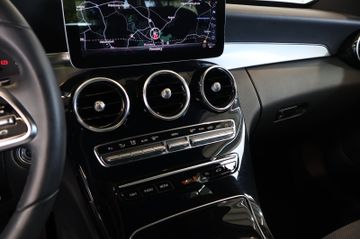 Mercedes-Benz C 300d 4M Avantgarde DISTR.+MULTIBEAM+KEY+AHK