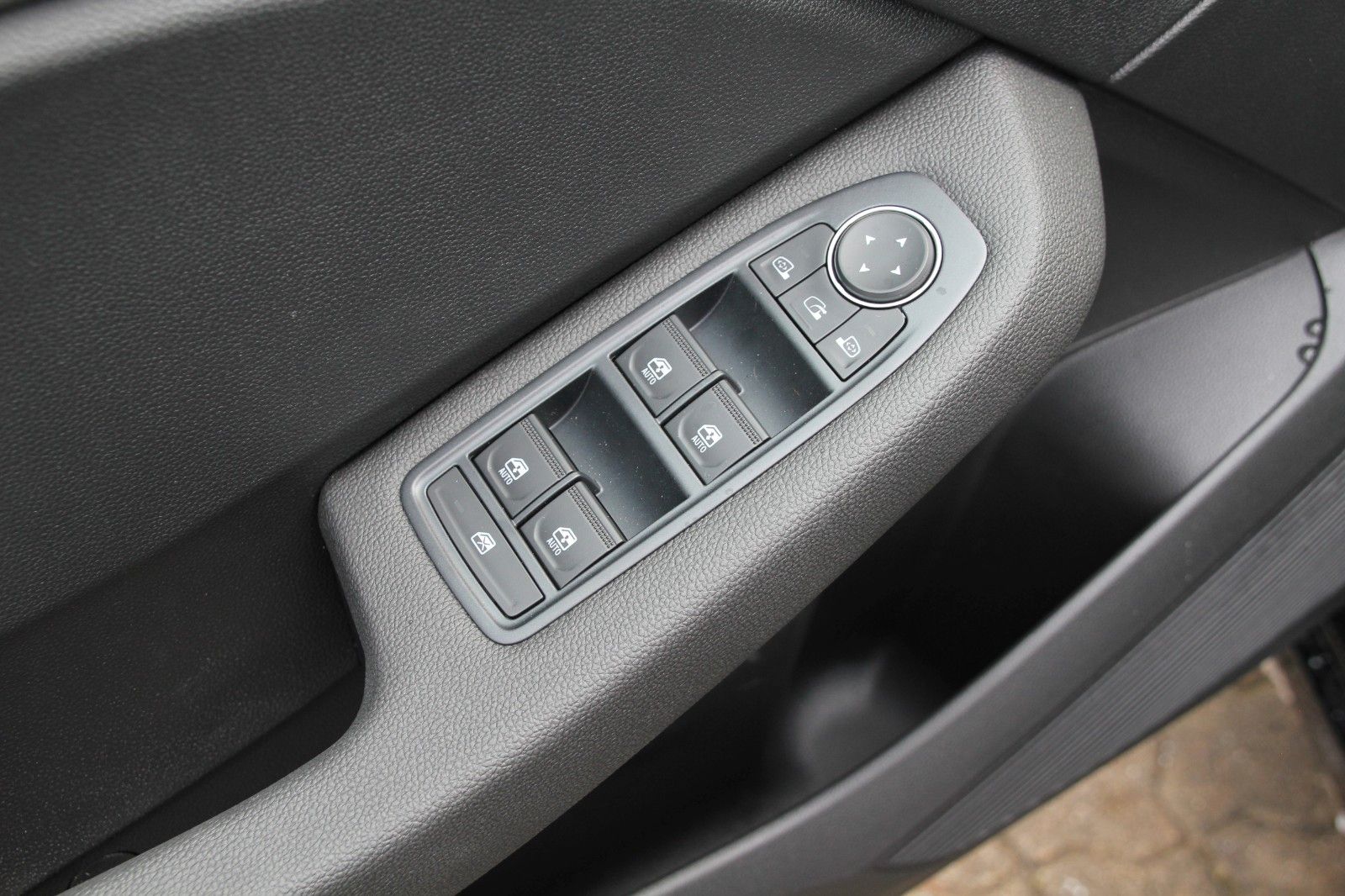 Fahrzeugabbildung Mitsubishi Colt Plus LED*SHZ*ALU*KAMERA