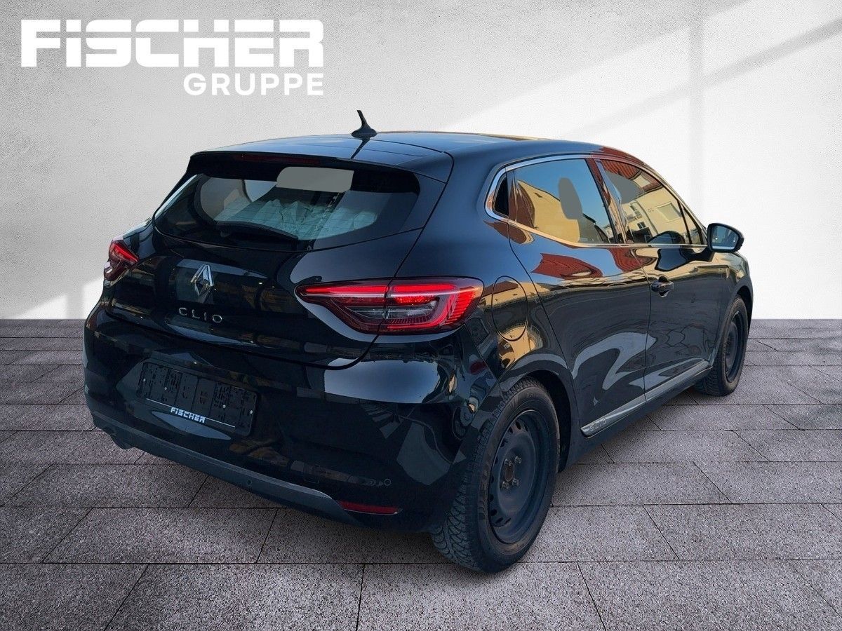 Fahrzeugabbildung Renault Clio Intens Tce 130 EDC SHZ 7" Kamera