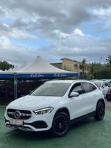 Mercedes-Benz Mercedes-benz GLA 180 d Automatic Business - Mercedes GLA 180 mit Halbautomatikschaltung