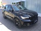 Volvo XC40 B3 (Benzin) Plus Black Edition Navi Cam - Volvo XC40 in Lübeck