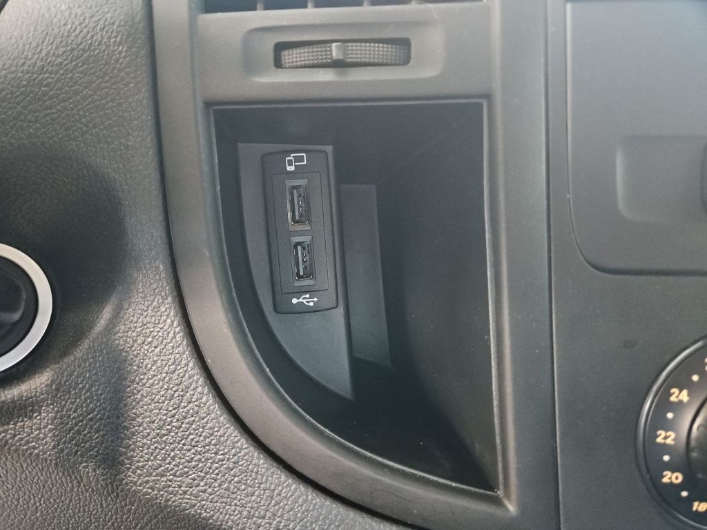 Fahrzeugabbildung Mercedes-Benz Vito 116 Kasten extralang 2xST LED Flügeltüren