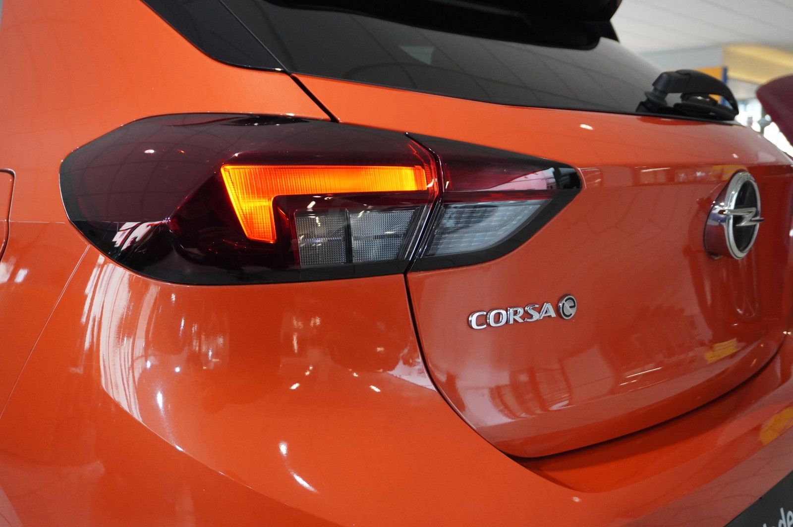 Fahrzeugabbildung Opel Corsa-e F ELEGANCE 3-PHASIG NAVI/LED/KAMERA/DAB+
