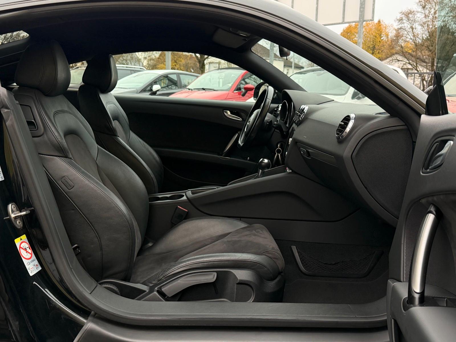 Audi TT 1.8 TFSI Coupe S-Line BH Klima SHZ PDC