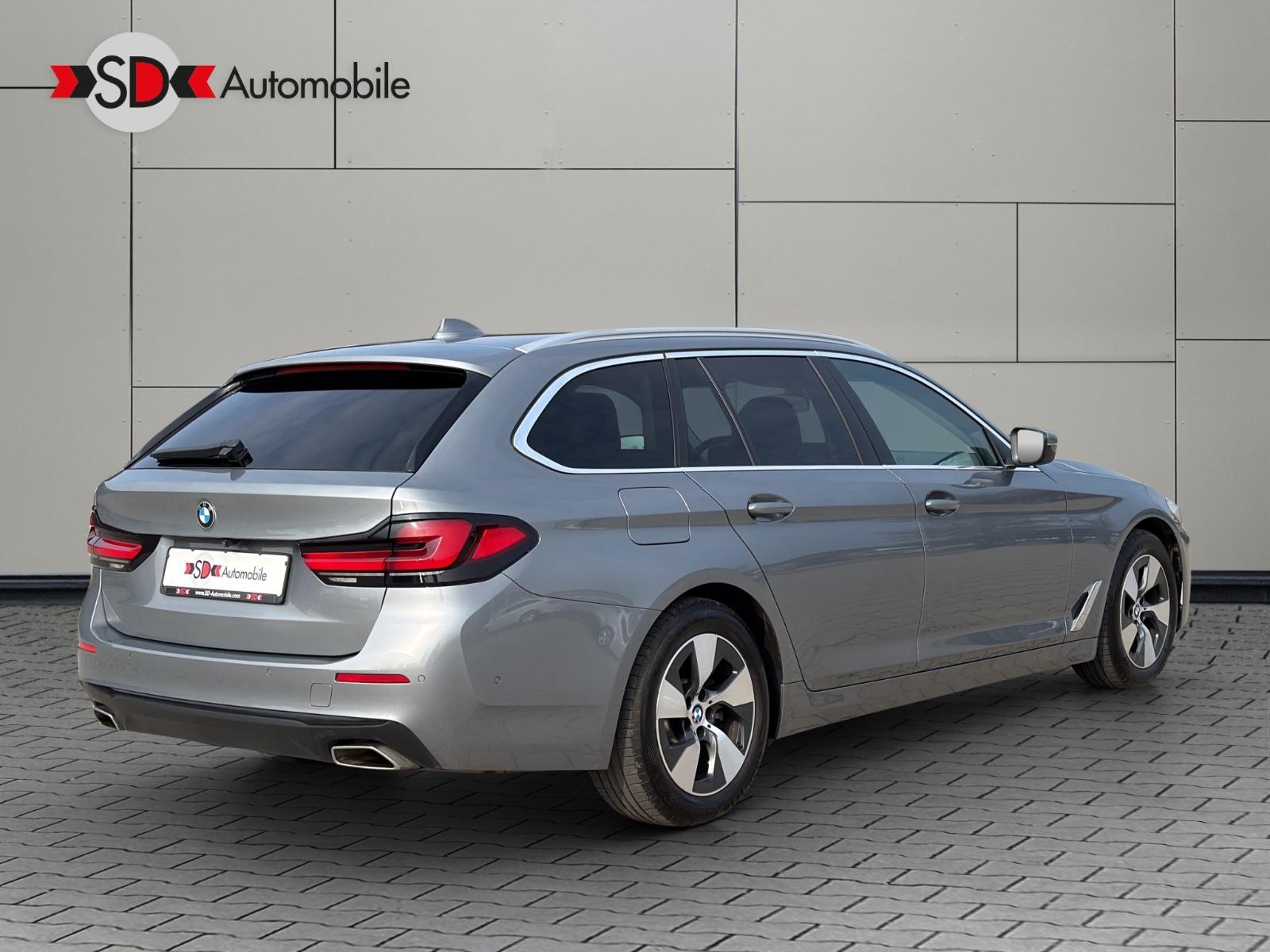 BMW 520 d LED Leder AHK Live Cockpit 8xAlu Kamera