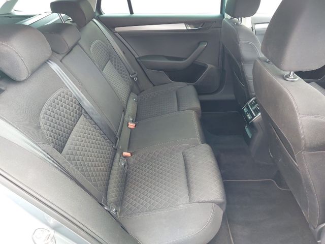 Superb Combi 2.0 TSI 162 kW Style ACC*NAVI*AHK