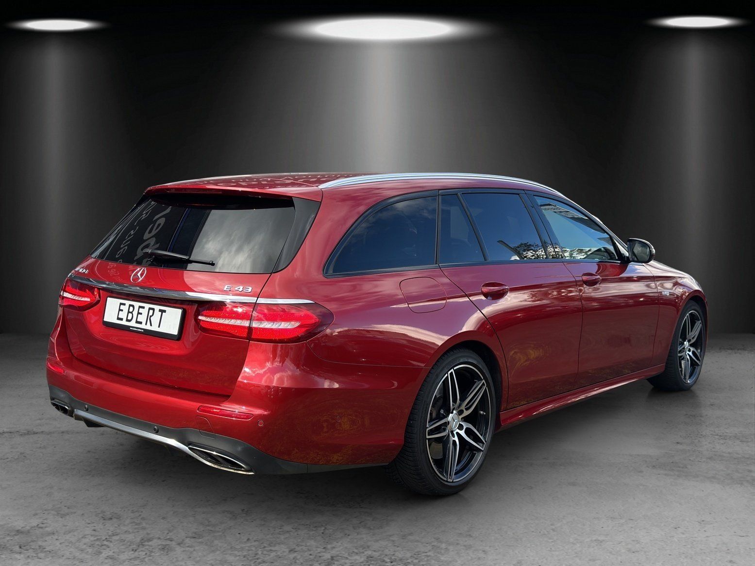 Fahrzeugabbildung Mercedes-Benz E43AMG T Widescrn MLED Comand Burme Kamera Busi+