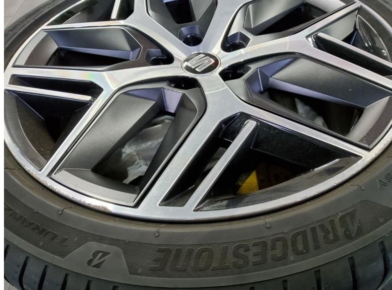 Fahrzeugabbildung SEAT Ateca 2.0 TSI FR 4Drive DSG STANDHZG PANO 1.HAND