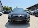 Hyundai i30 cw FIFA WM Edition - Hyundai i30 in Freiburg