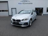 BMW 225 xe Active Tourer Luxury Line 1.Hand - silberne BMW 225 Active Tourer