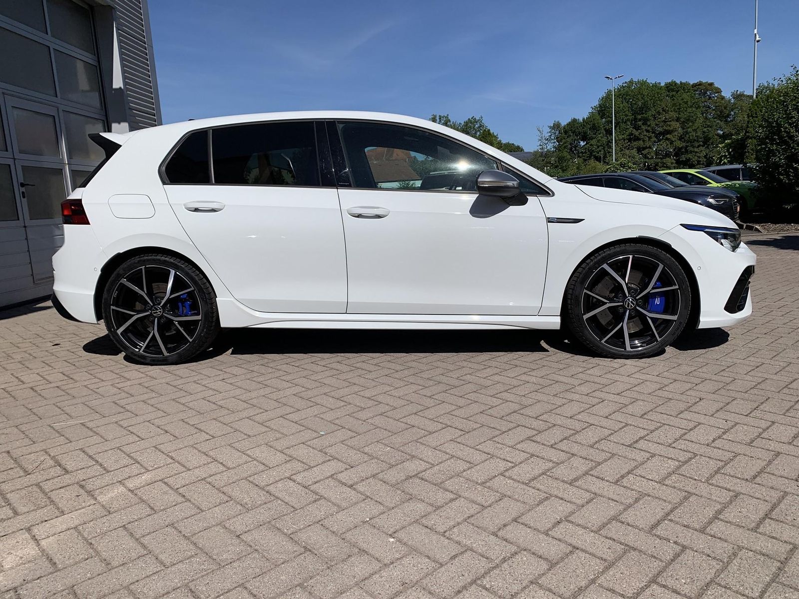 Volkswagen Golf VIII R 4Motion Performance HUD H&K 19erLM foto 4