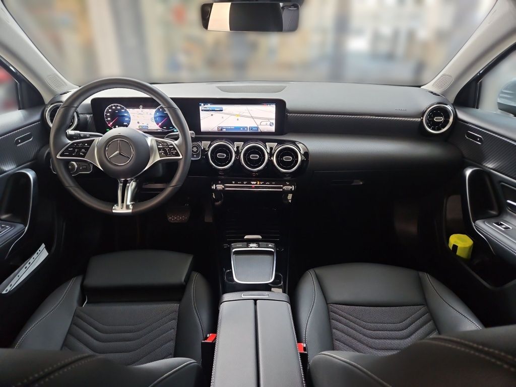 Fahrzeugabbildung Mercedes-Benz A 200 Progressive AHK Navi LED SHZ KAM SpurH