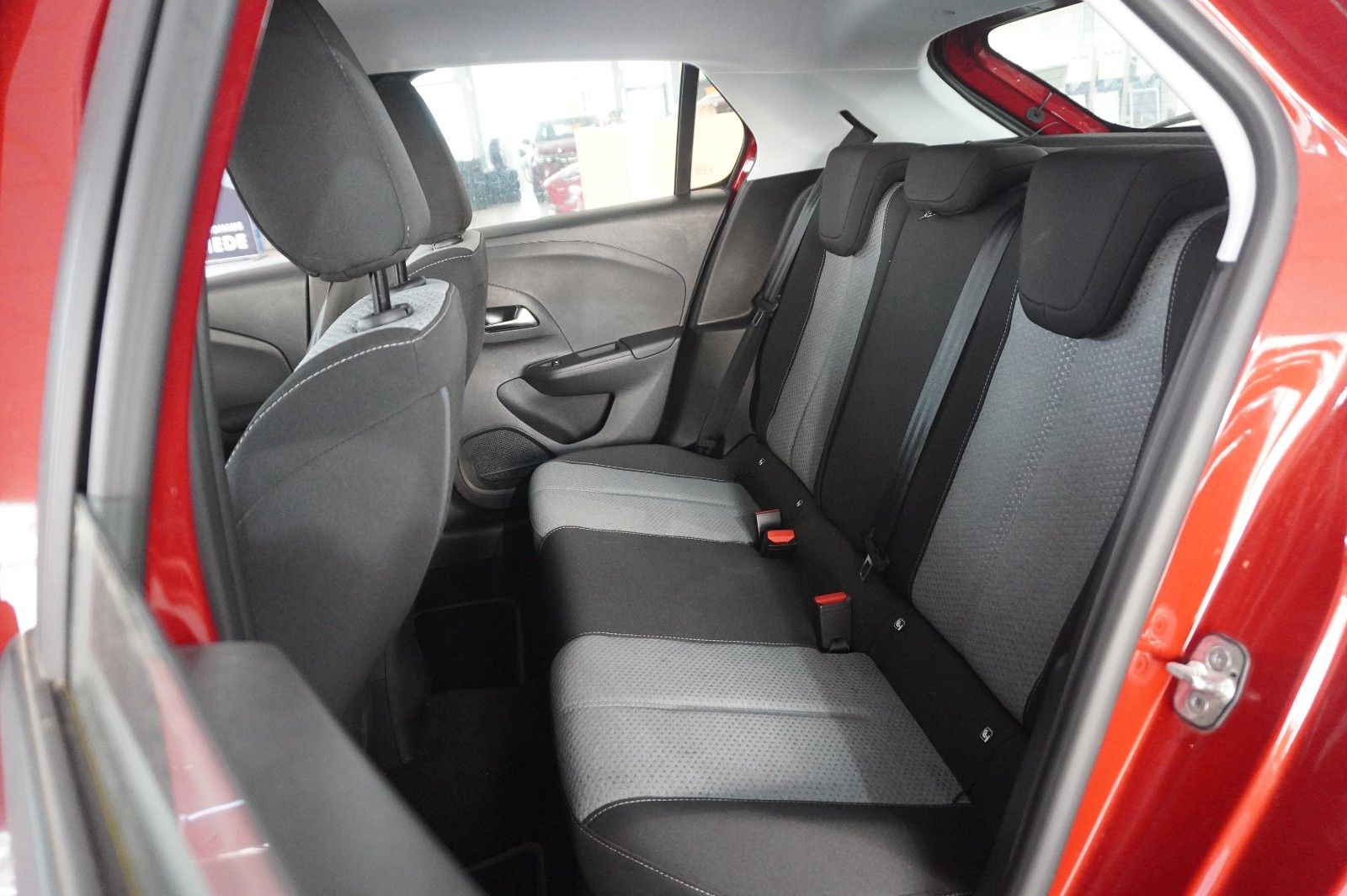 Fahrzeugabbildung Opel Corsa F 1.2 FACELIFT NAVI/LED/KAMERA/VIRTU./DAB+