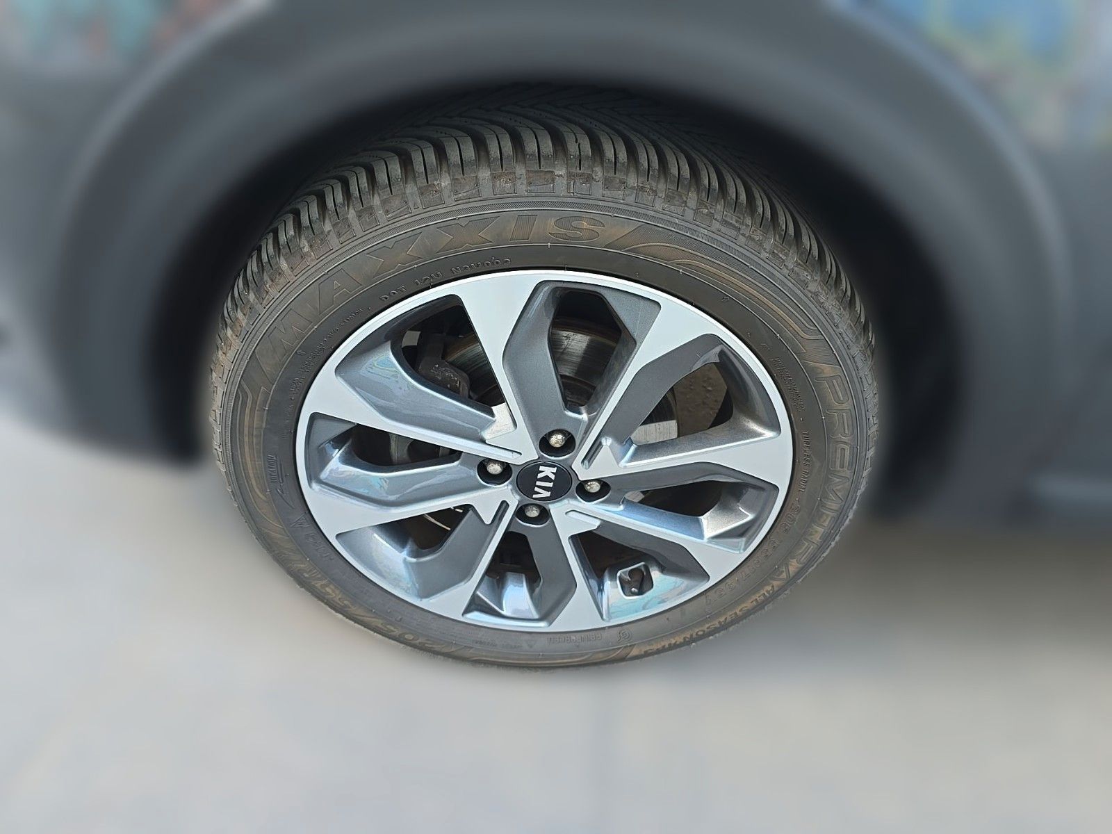 Fahrzeugabbildung Kia Stonic 1.0 T-GDI 120PS Vision Allwetter