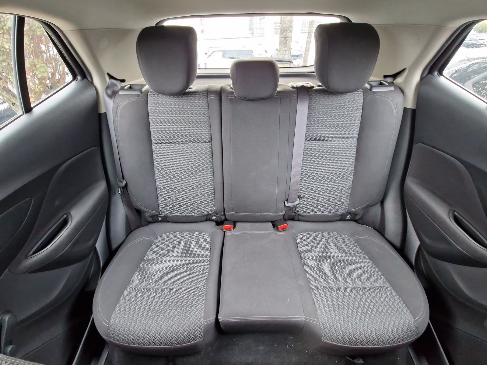 OPEL Mokka X 1.6 Selection Radio Klimaanlage – Bild 13