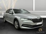 Skoda Superb Lim. Style Navi CarPlay LED RFK ACC SHZ - Skoda Superb mit Diesel-Antrieb: Limousine