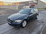 BMW 318d tour.TÜV NEU*KLIMAAUTOM*ALU*PDC*E.SITZHZG* - BMW 318 aus 2008: 318d