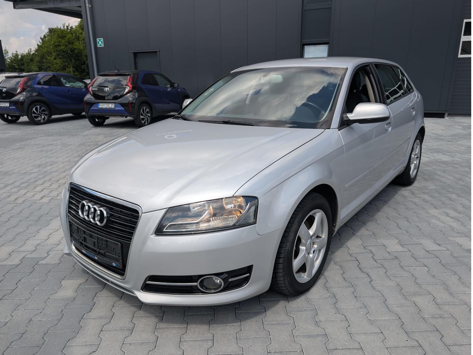 Audi A3 1.6 TDI Ambiente *Leder*Navi*
