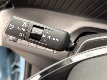 Citroën C3 1.2 110 MAX Kam.+LED+Navi+SHZ+Alcant.+PDC+AUT