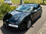 Alfa Romeo Giulietta Veloce - Alfa Romeo Giulietta: Veloce