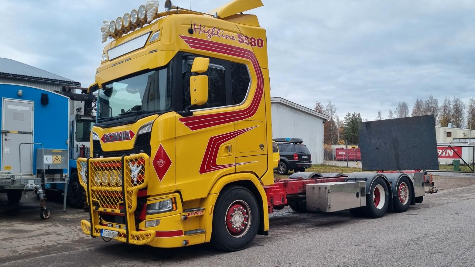 Scania S 580HP V8 6X2