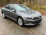 Volkswagen VW Passat B8, 117.000 km, 1. Hand Neu TÜV - Volkswagen Passat: Limousine, 1.8