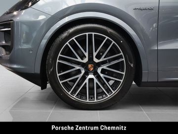 Porsche Cayenne - 6
