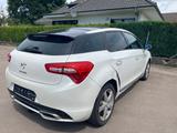 Citroën DS5 SportChic Hybrid4 - Citroën DS5 Hybrid (Diesel/Elektro)