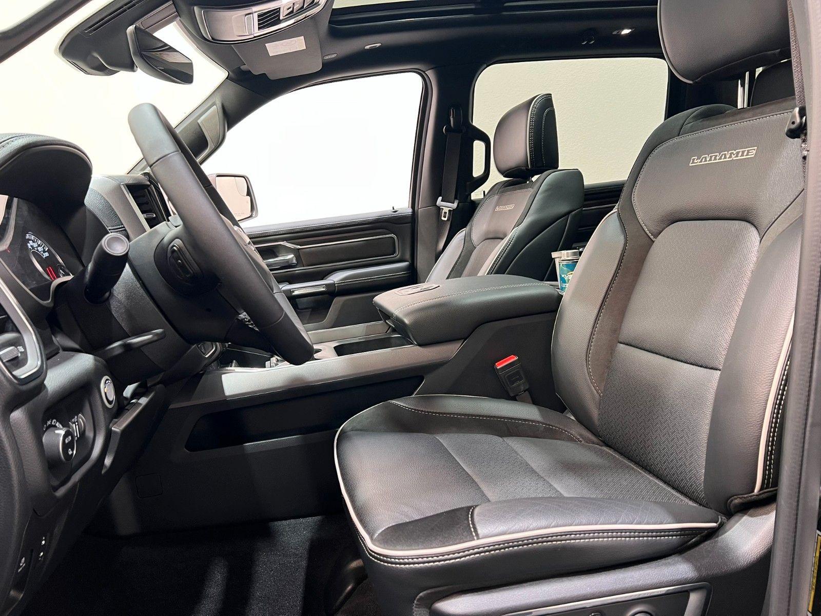 Fahrzeugabbildung Dodge RAM 1500 Laramie Sport 3.0L RTR Umbau