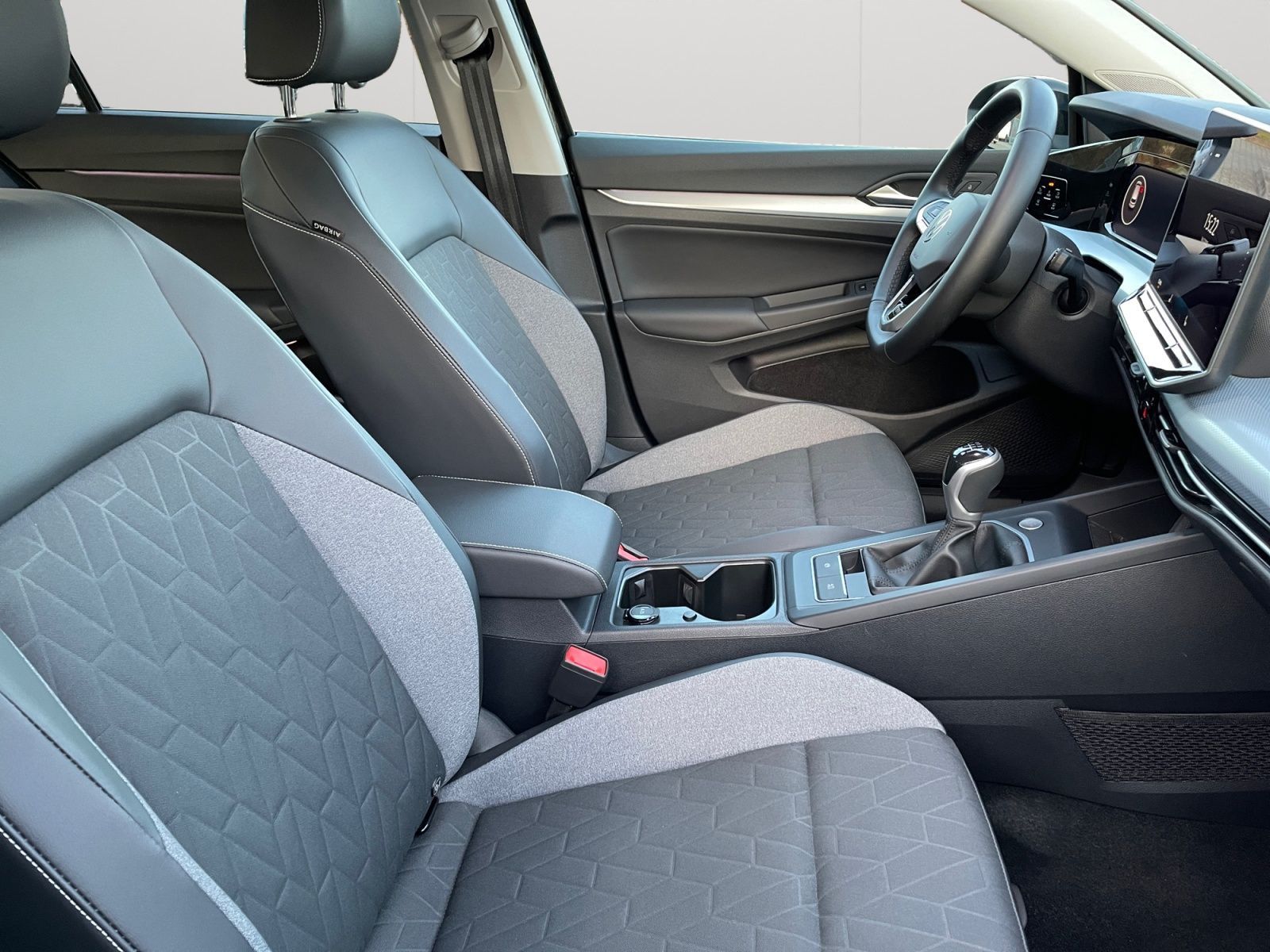 Volkswagen Golf - Bild 15