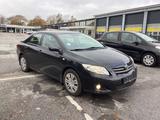 Toyota Corolla 1,6 VVT-i sedan - gebrauchte Toyota Corolla aus dem Jahr 2007